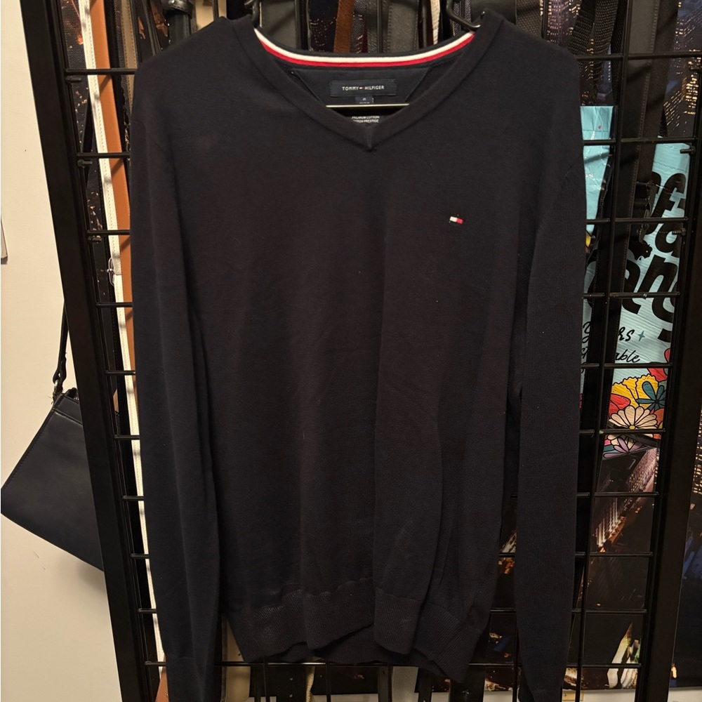 Tommy Hilfiger Men's Dark Blue V-Neck Sweater
